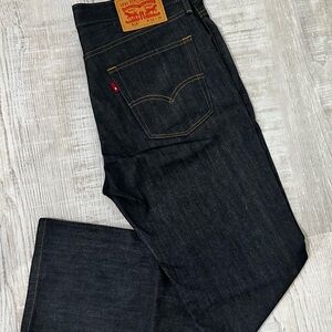 Levi's women’s Dark Jeans new